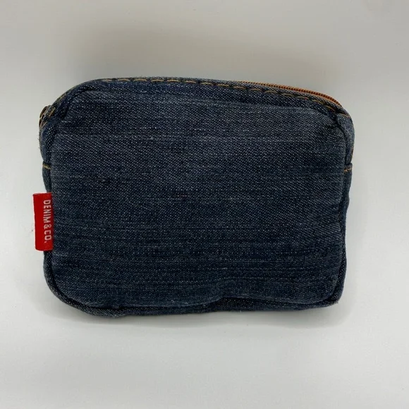 💙 Vintage Denim & Co Small Dark Denim Zippered Pouch 5” x 4” x 1” - Picture 1 of 5